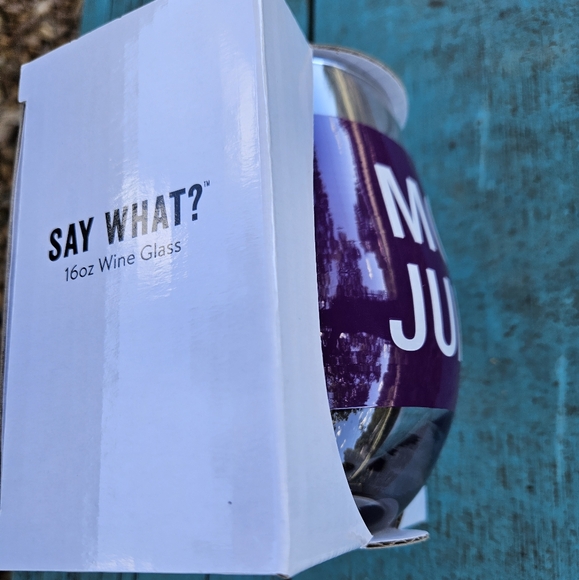 Mom Juice Wine Glass - Picture 6 of 8